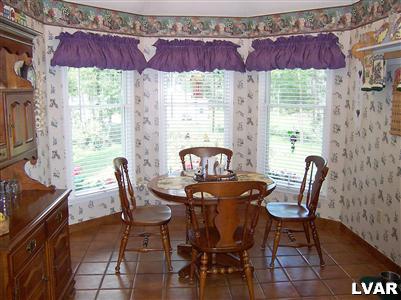 50 Rhododendron Trail Jim Thorpe, PA 18229 - Photo 7 of 12 Breakfast Nook