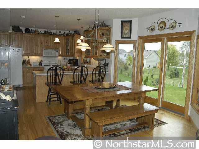2520 Elmcroft Drive Southwest Rochester, MN 55902 - Photo 4 of 10