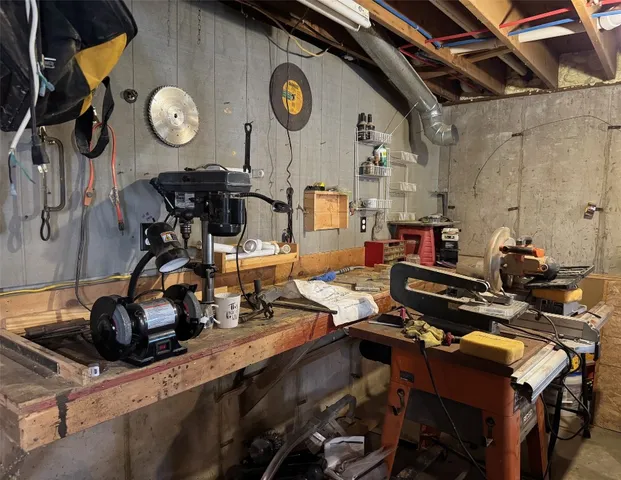 $199,900 | 340 Oquaga Lake Road, Deposit, NY 13754