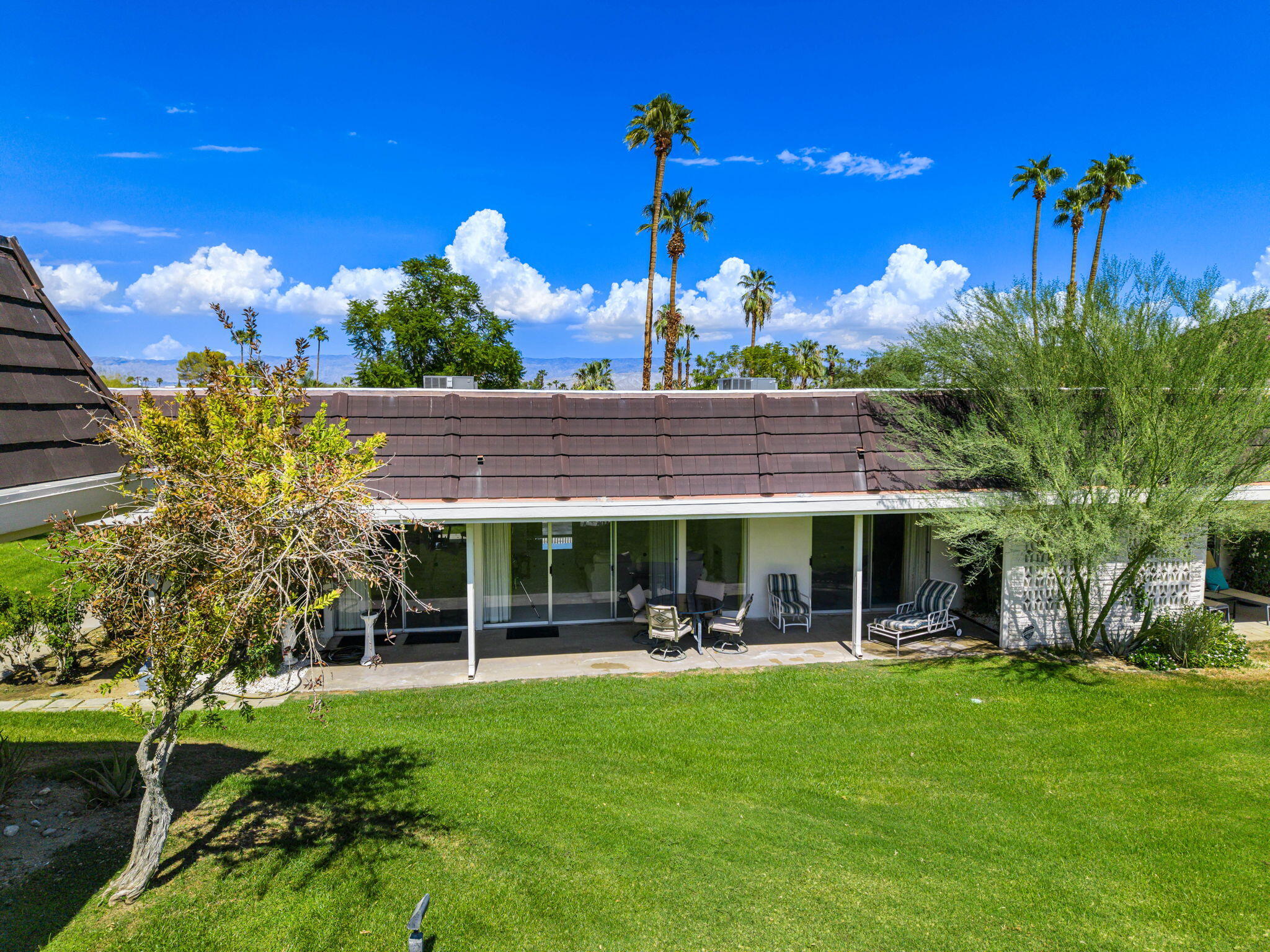2515 East Jacaranda Road Palm Springs, CA 92264 - Photo 41 of 44 7-web-or-mls-JAJacarda_OPMG_0925_007