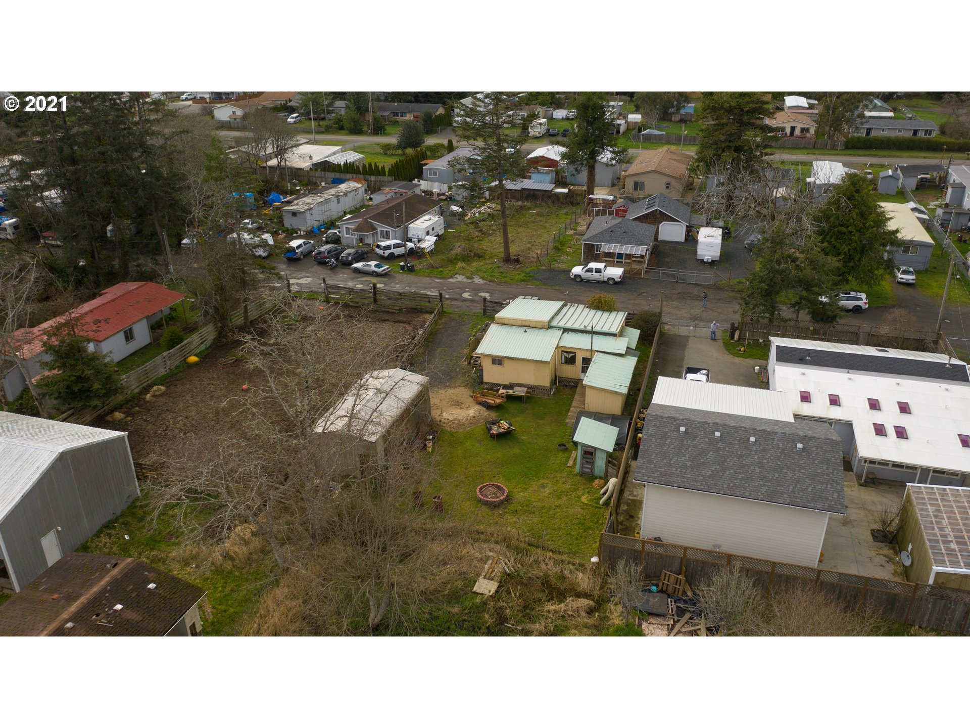 63523 South Spring Road Coos Bay, OR 97420 - Photo 8 of 32 Gallery Image 8