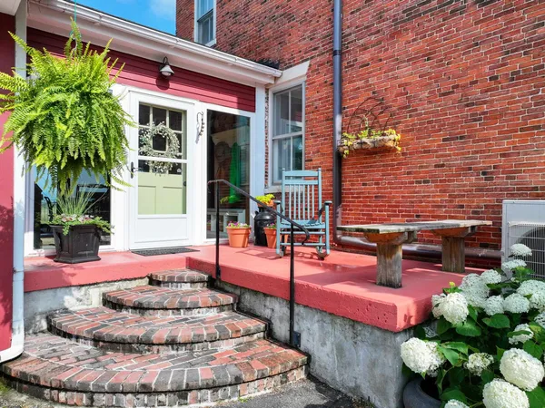 $680,000 | 8498 Highway 22A, Addison, VT 05491