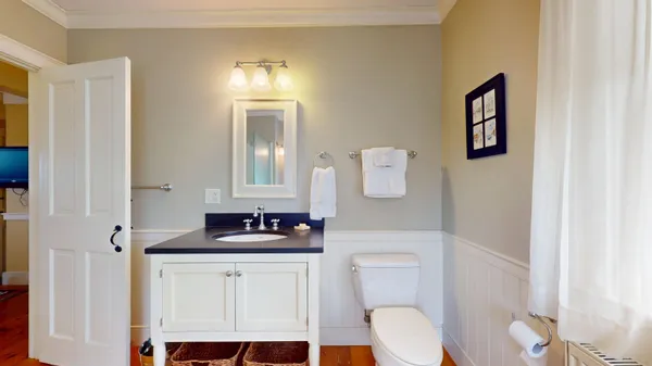 $680,000 | 8498 Highway 22A, Addison, VT 05491