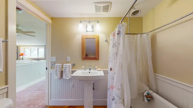 $750,000 | 8498 Highway 22A, Addison, VT 05491