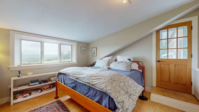 $750,000 | 8498 Highway 22A, Addison, VT 05491