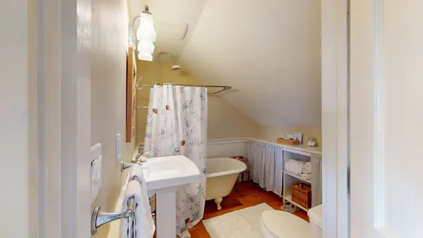 $680,000 | 8498 Highway 22A, Addison, VT 05491