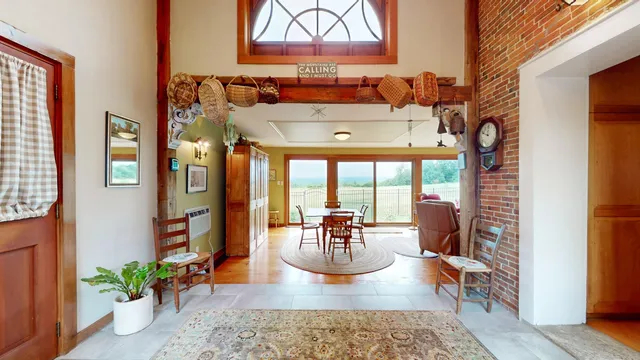 $750,000 | 8498 Highway 22A, Addison, VT 05491