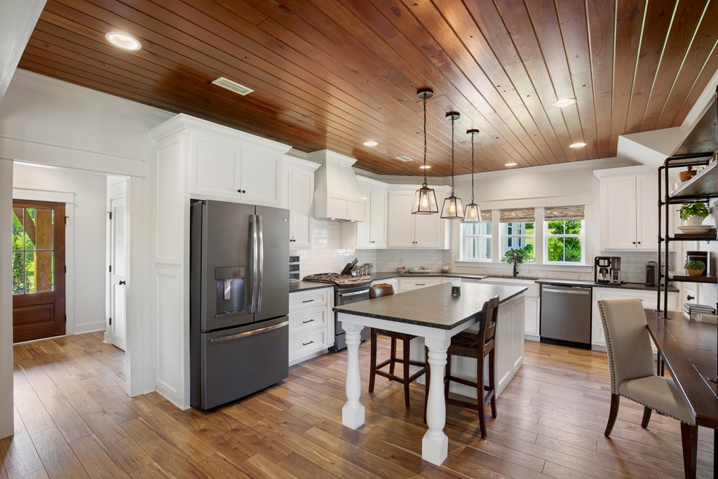 431 Johnny Murphy Road Dothan, AL 36301 - Photo 8 of 46 Kitchen