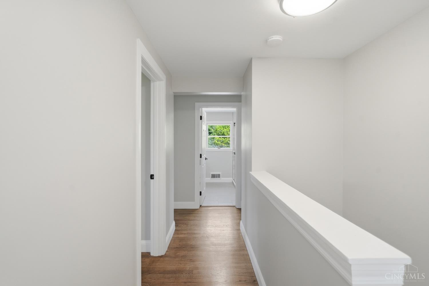 7098 Sheed Road Cincinnati, OH 45247 - Photo 15 of 28