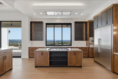 $4,398,780 | 108 Montana Del Oro Way, Lakeway, TX 78738