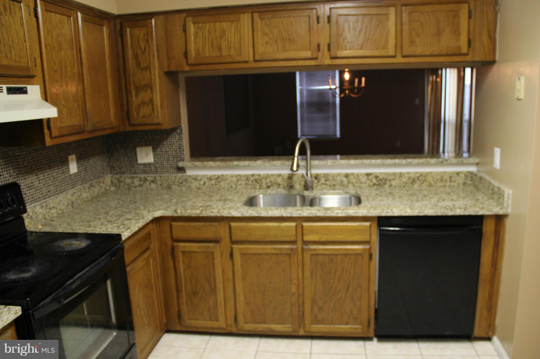 8673 Ritchboro Road District Heights, MD 20747 - Photo 2 of 28 Kitchen