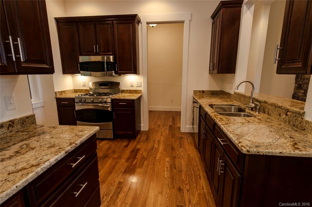 897 St Andrews Road Waynesville, NC 28786 - Photo 3 of 24 Gallery Image 3