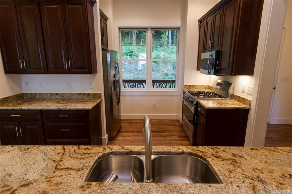 897 St Andrews Road Waynesville, NC 28786 - Photo 4 of 24 Gallery Image 4