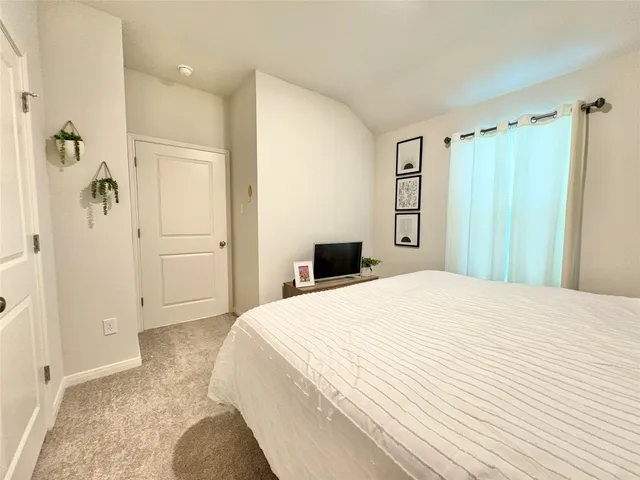 $1,950 | 1010 Starfish Drive, Bay City, TX 77414