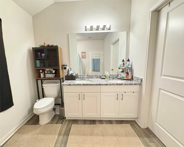 $1,950 | 1010 Starfish Drive, Bay City, TX 77414