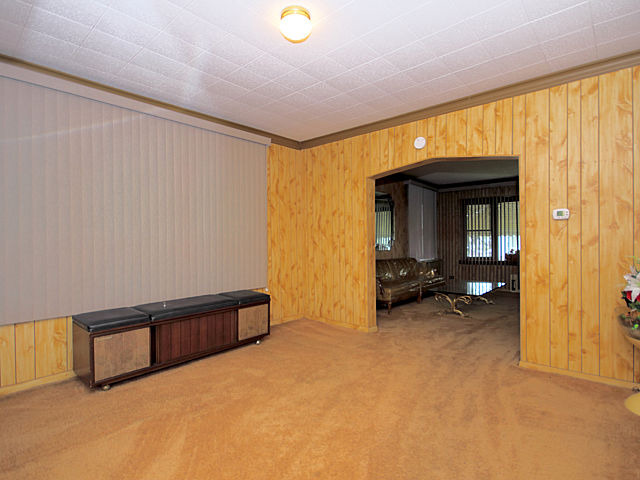 2005 Darrow Avenue Evanston, IL 60201 - Photo 4 of 24 a view of room with furniture and a window