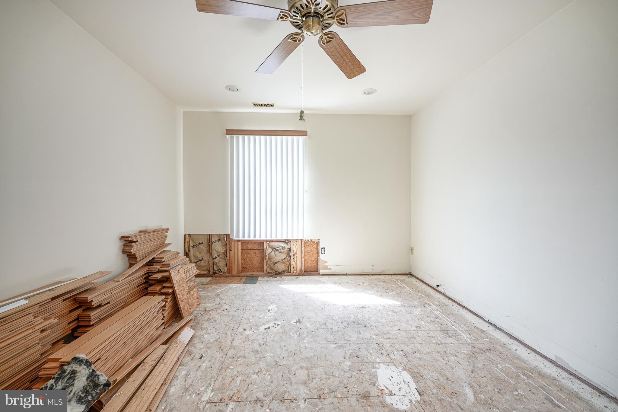 429 Paradise Road Williamstown, NJ 08094 - Photo 8 of 30 Gallery Image 8