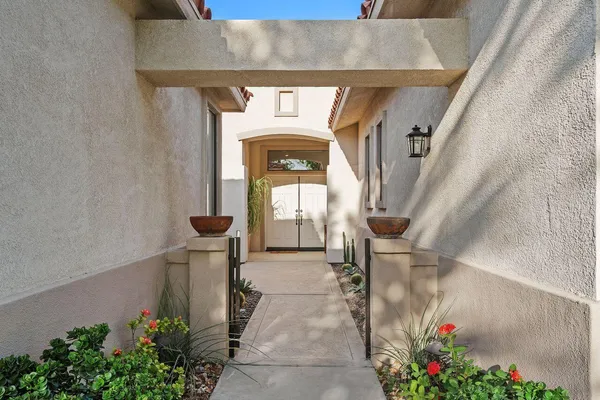 $825,000 | 65 San Marino Circle, Rancho Mirage, CA 92270