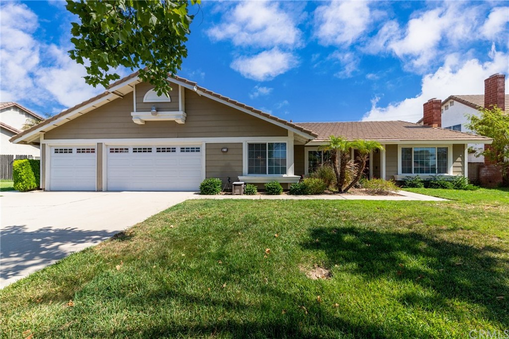 648 West Arbeth Street Rialto, CA 92377 - Photo 1 of 1 Gallery Image 1