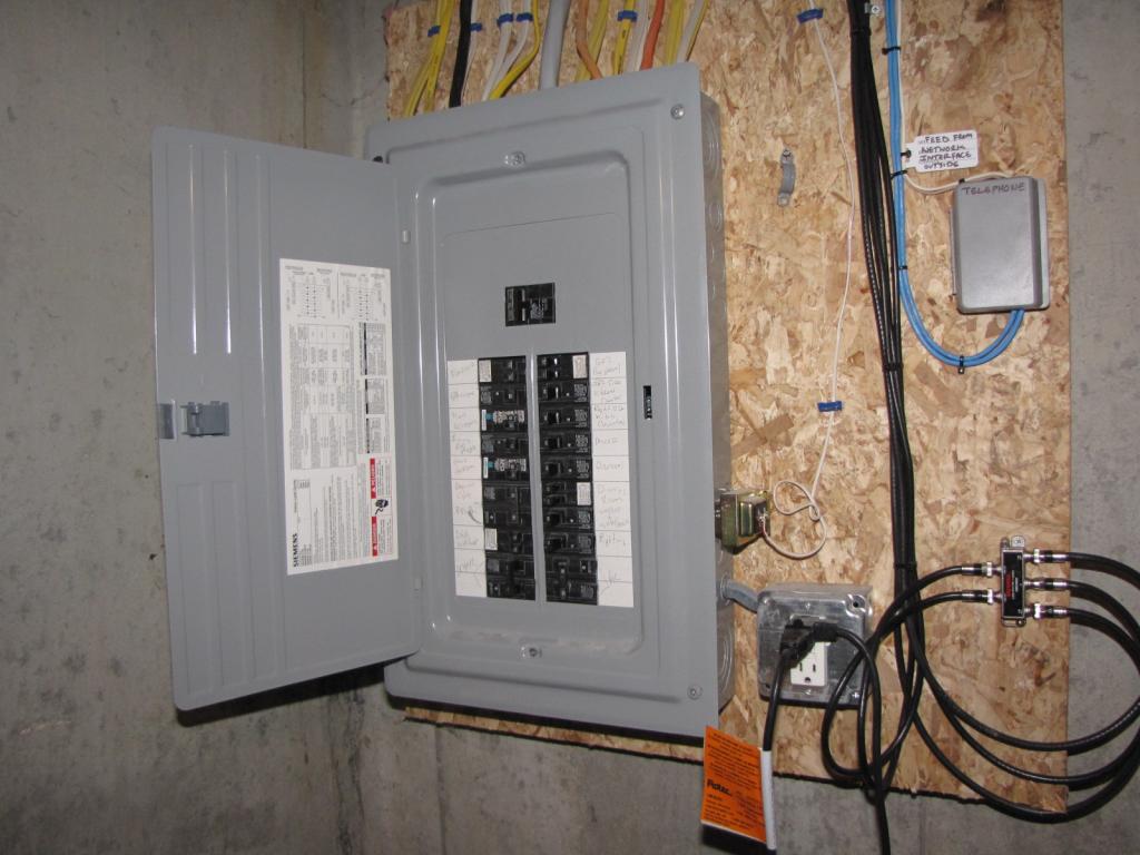 316 Mammoth Road, Unit 1 Manchester, NH 03103 - Photo 18 of 20 Gallery Image 18