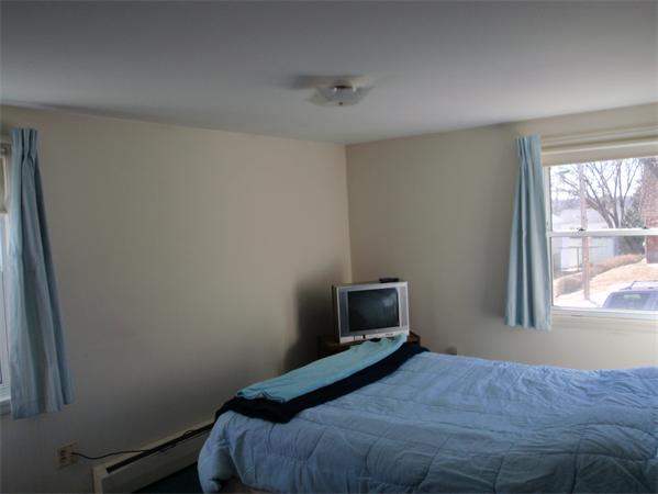 24 Winneconnett Road Worcester, MA 01605 - Photo 7 of 10 Gallery Image 7