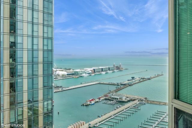 $525,000 | 195 North Harbor Drive, Unit 2908, Chicago, IL 60601