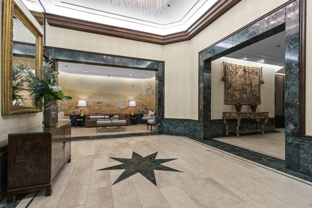 $525,000 | 195 North Harbor Drive, Unit 2908, Chicago, IL 60601