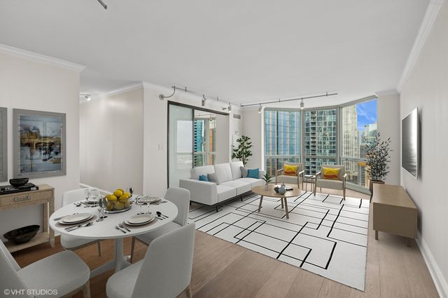 $525,000 | 195 North Harbor Drive, Unit 2908, Chicago, IL 60601