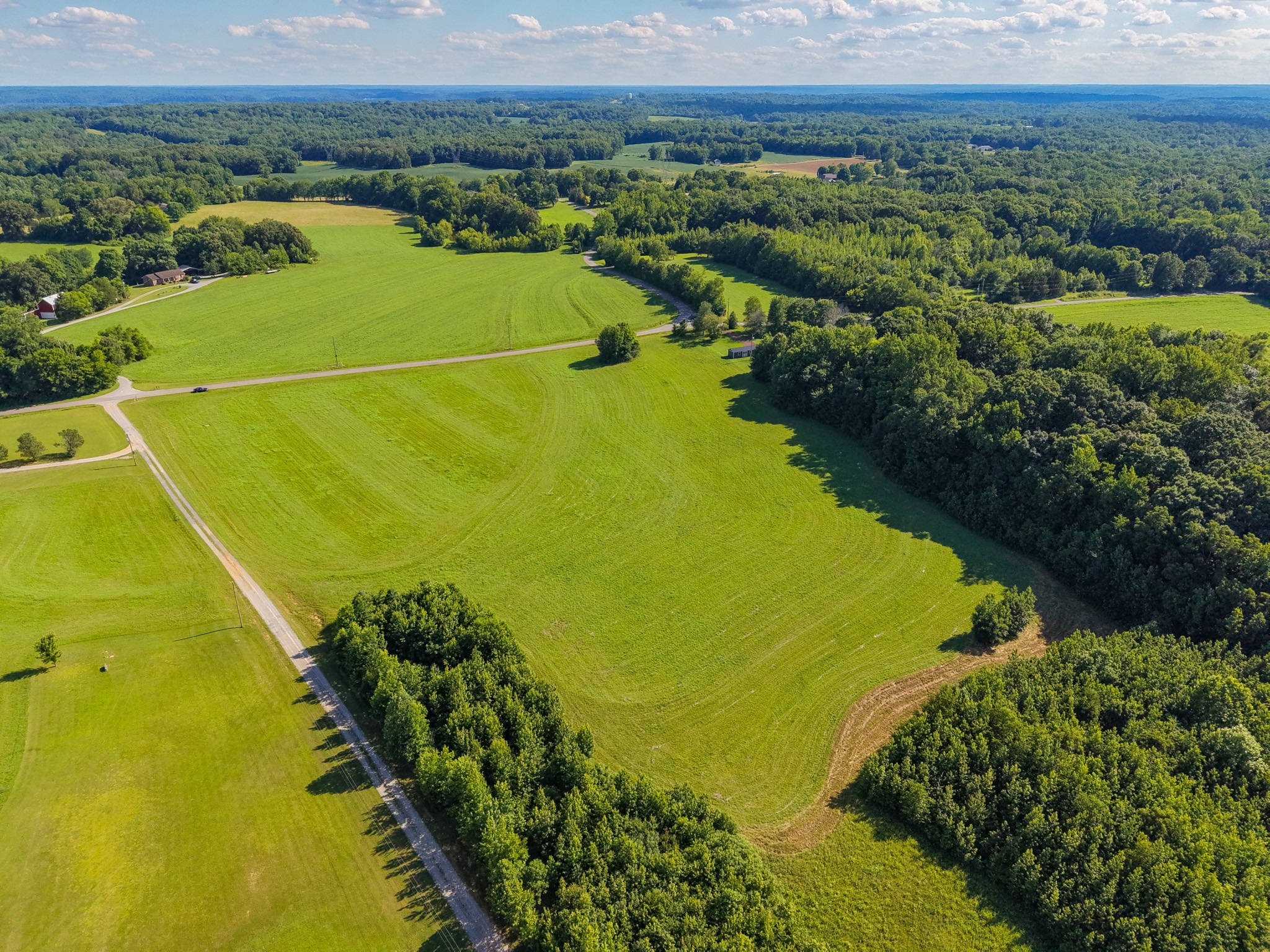4 Poplar Ridge Road Chapmansboro, TN 37035 - Photo 8 of 13 Gallery Image 8