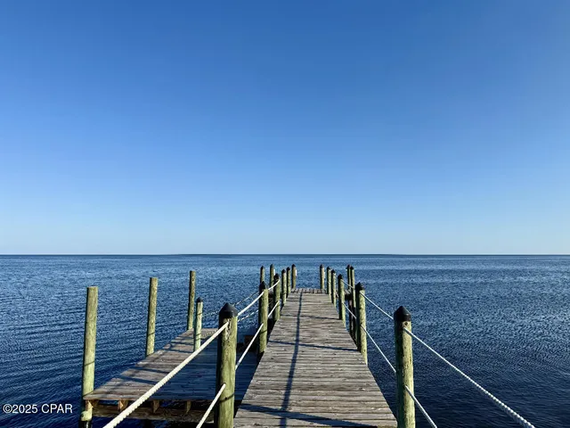 $469,900 | 332 Royal Tern Way, Carrabelle, FL 32322