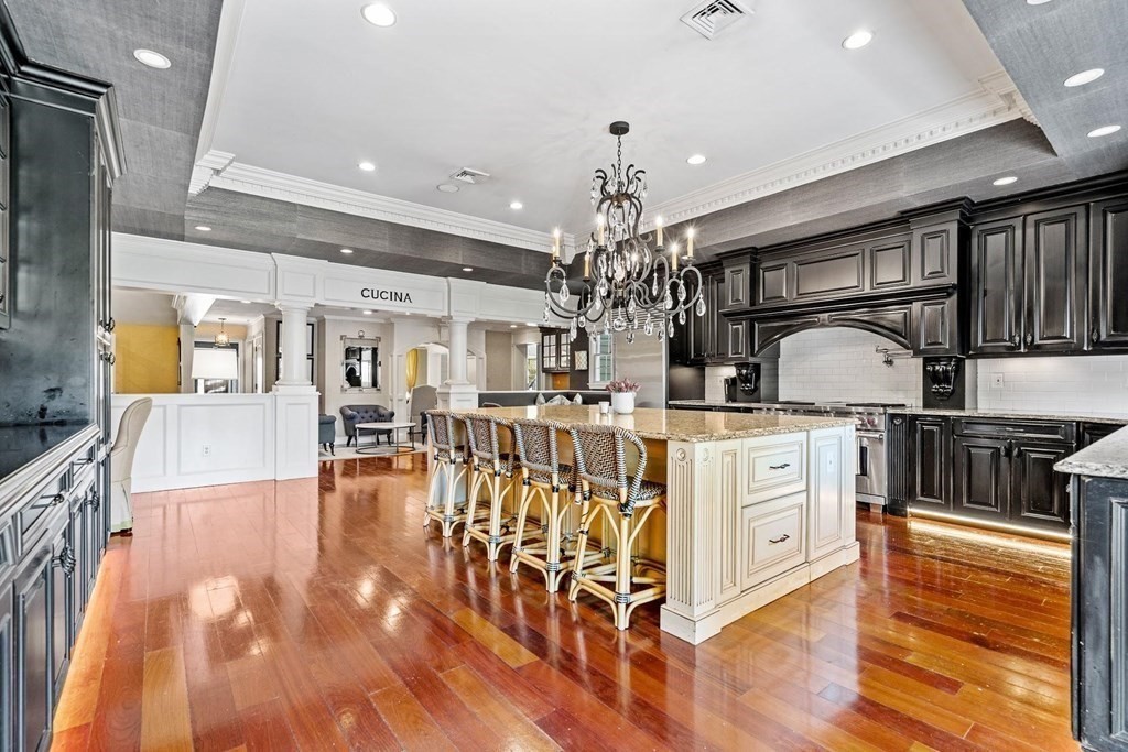 96 Indian Spring Road Milton, MA 02186 - Photo 4 of 27 Gallery Image 4