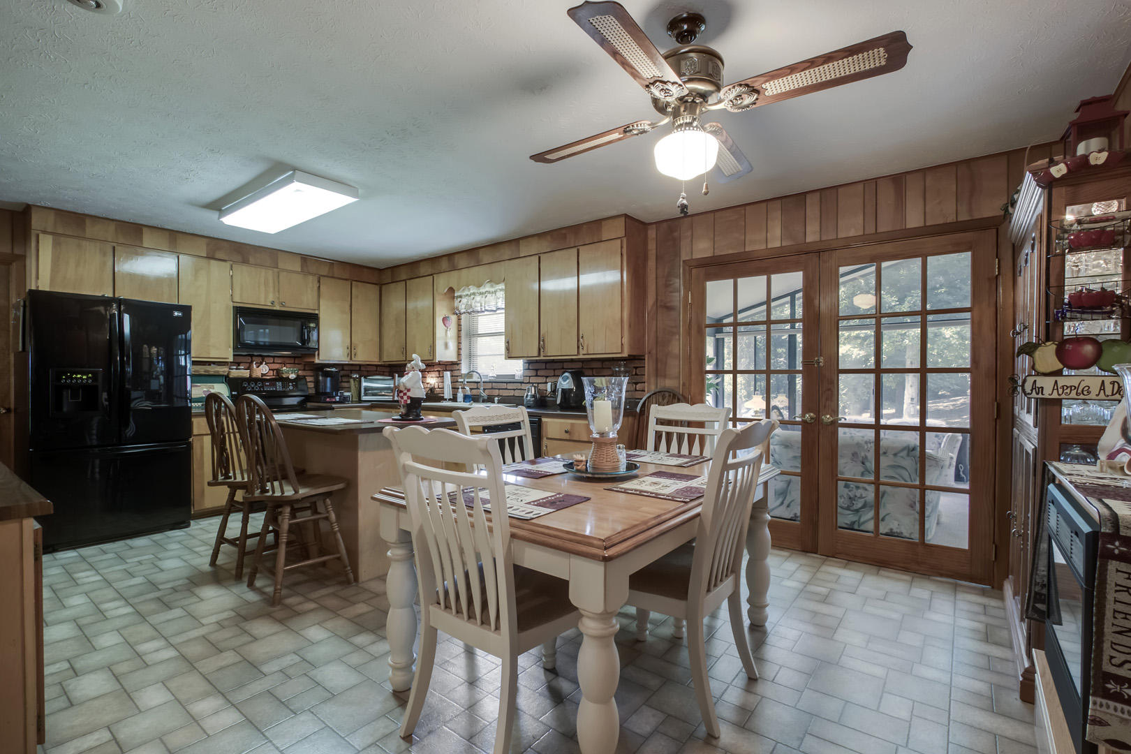 1038 Kirk Road Greenback, TN 37742 - Photo 14 of 40 14_KirkRoad_1038_Breakfast02