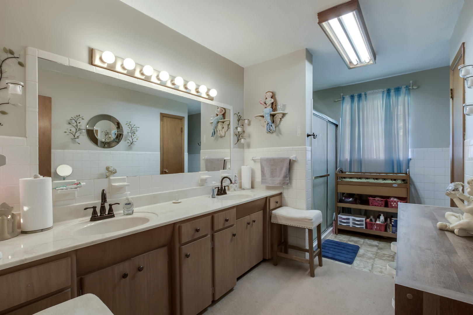 1038 Kirk Road Greenback, TN 37742 - Photo 23 of 40 23_KirkRoad_1038_GuestBath1