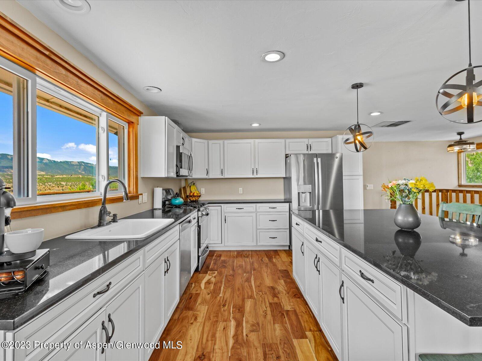 467 297 County Road Rifle, CO 81650 - Photo 11 of 33 Kitchen
