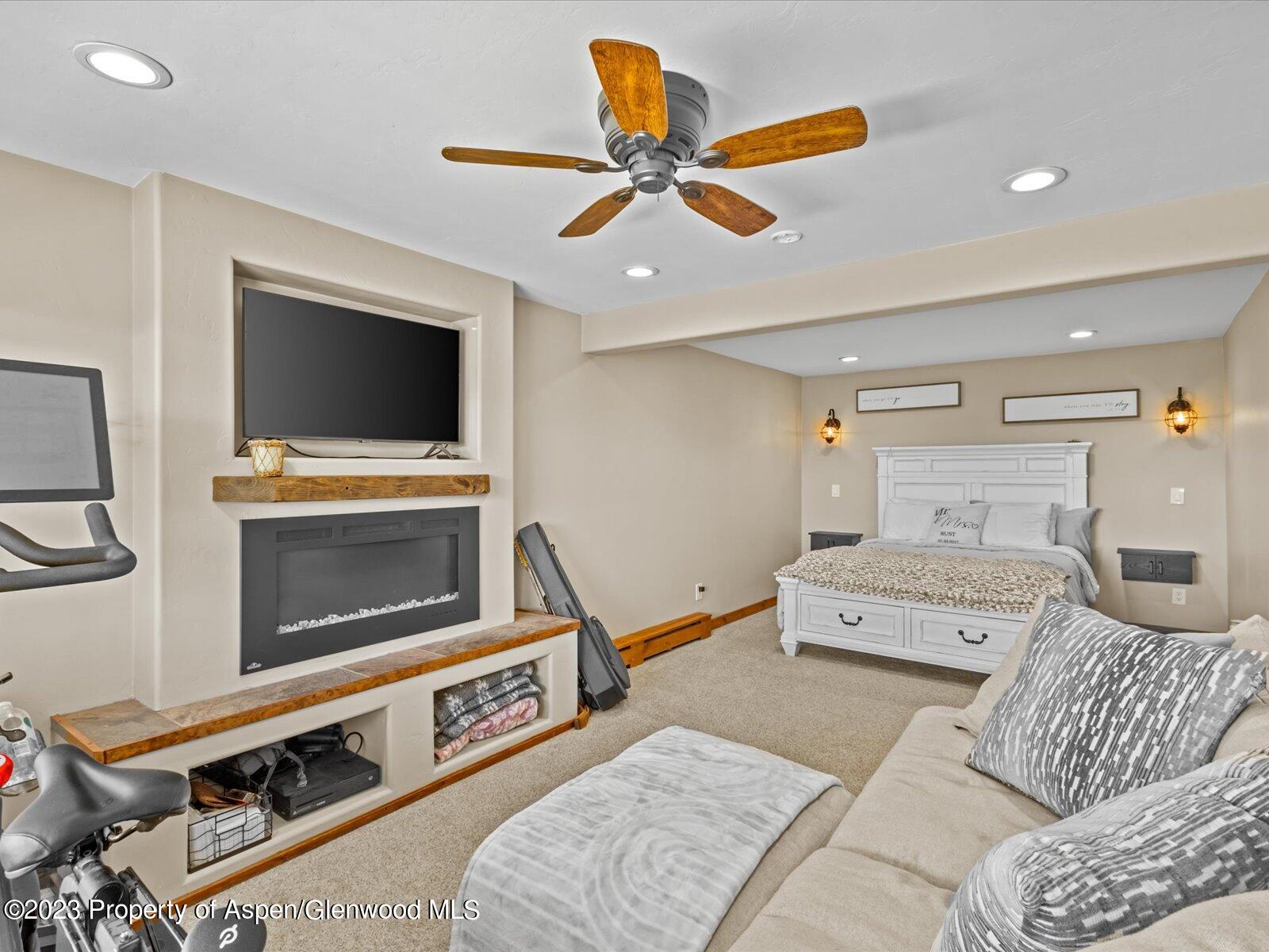 467 297 County Road Rifle, CO 81650 - Photo 15 of 33 Primary Bedroom