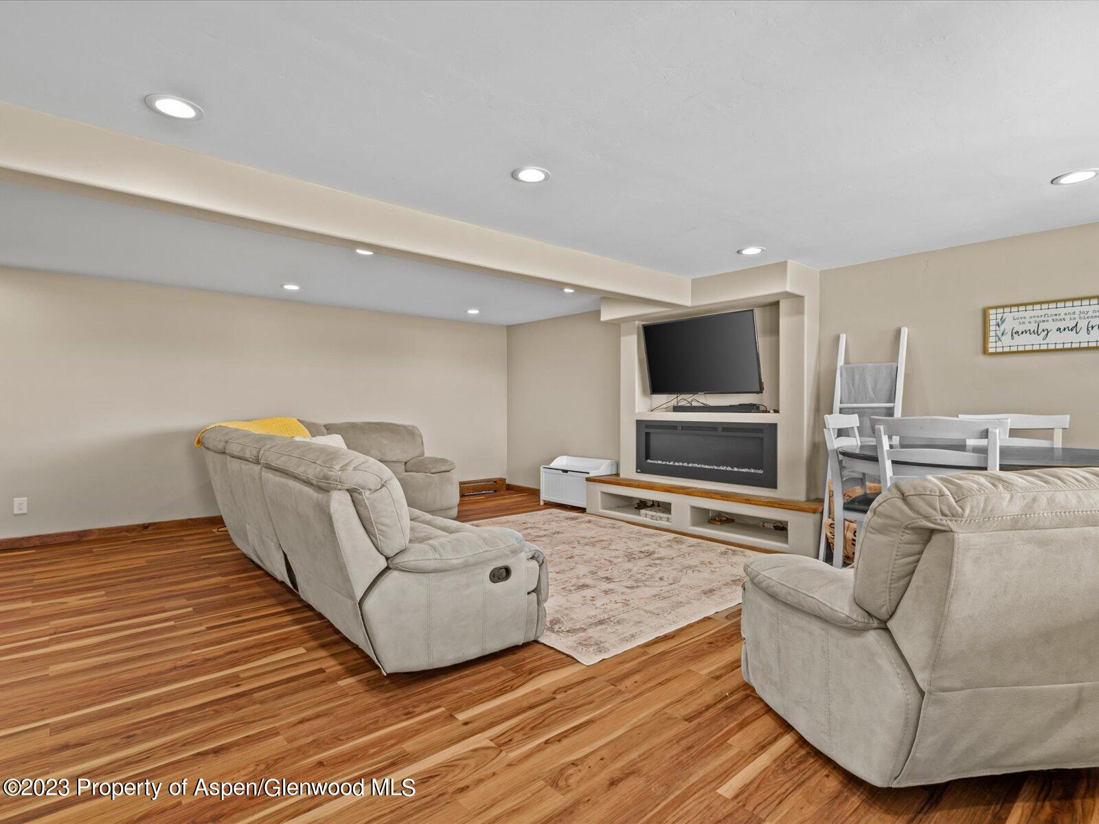 467 297 County Road Rifle, CO 81650 - Photo 19 of 33 2nd Living Room