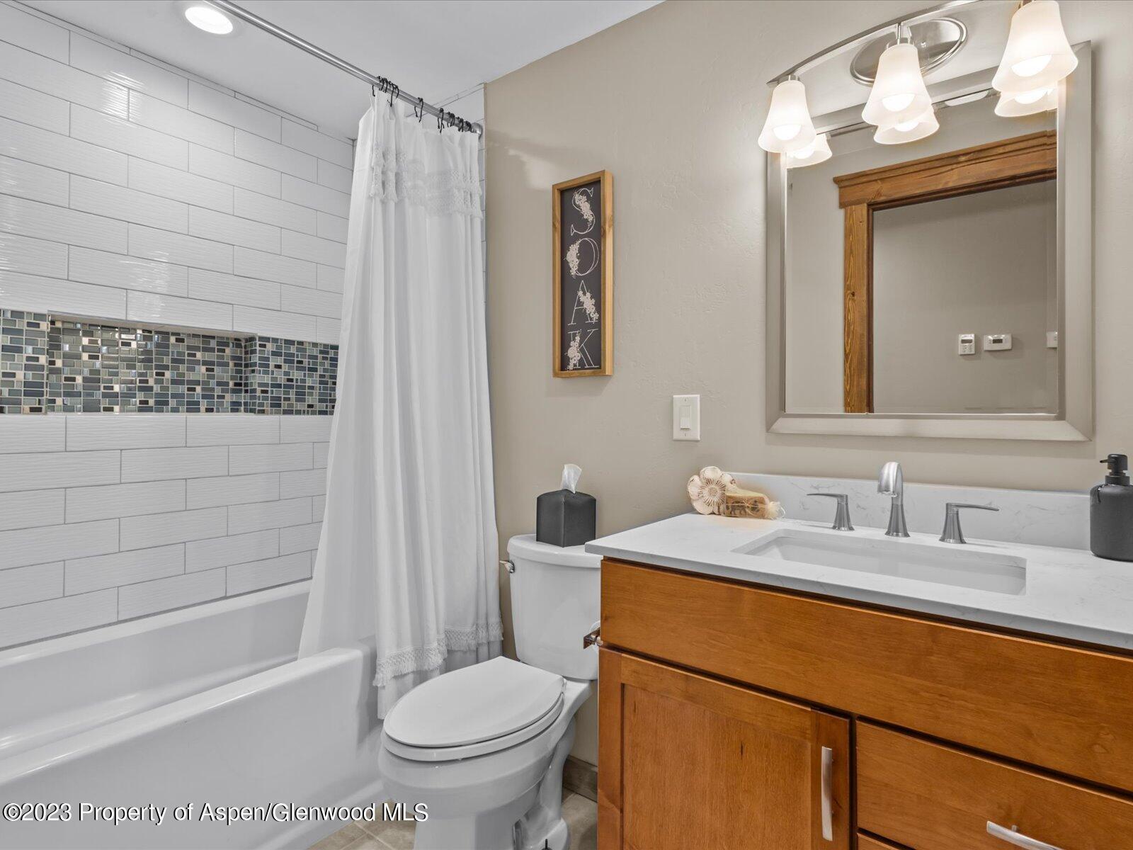 467 297 County Road Rifle, CO 81650 - Photo 24 of 33 Bathroom 3