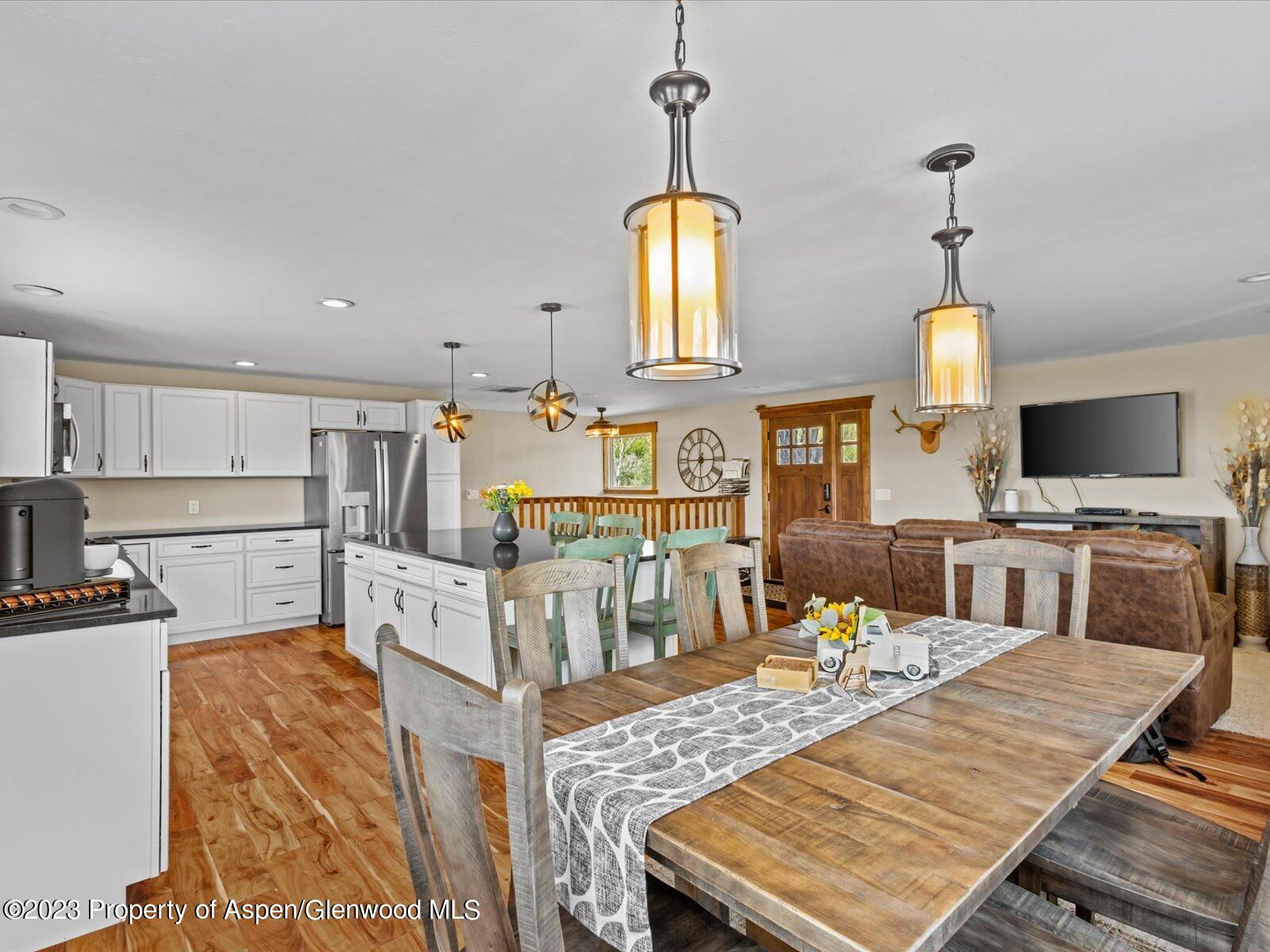 467 297 County Road Rifle, CO 81650 - Photo 8 of 33 Kitchen & Dining