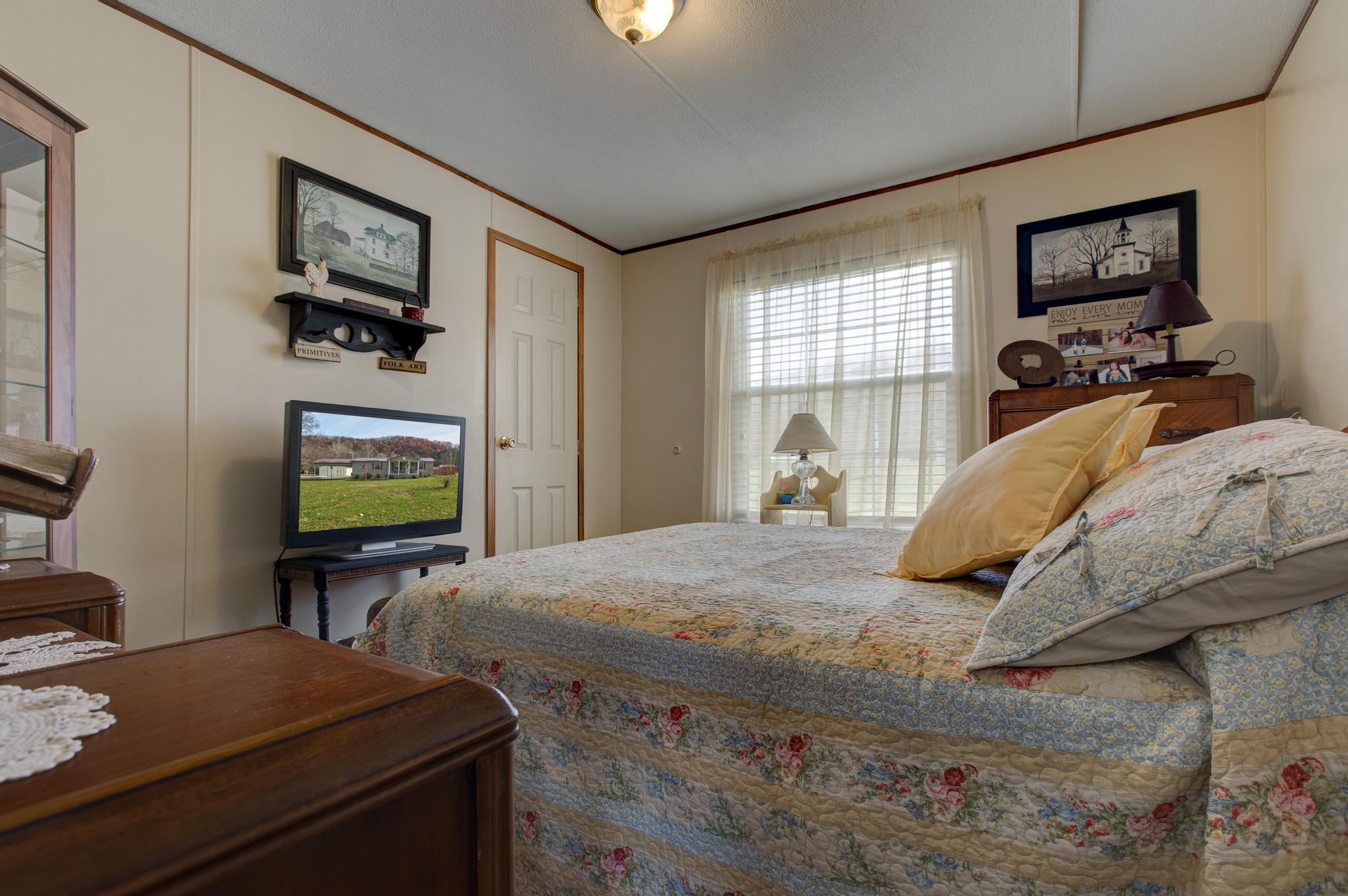 9600 Cranston Road Morehead, KY 40351 - Photo 5 of 13 261A6445_6_7-Edit