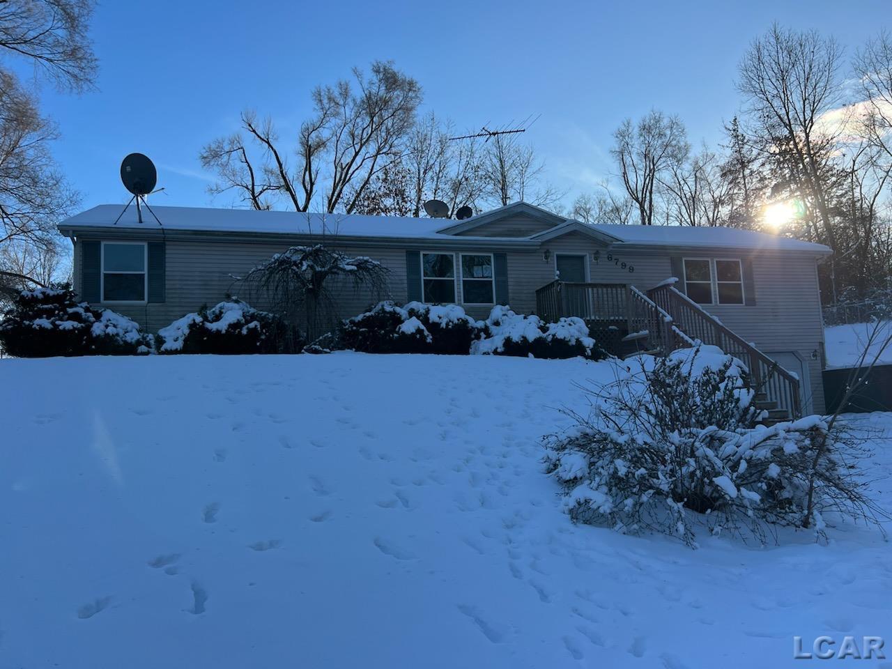 6799 Moon Lake Road Jackson, MI 49201 - Photo 6 of 6 50132150-d34dd333-2c3c-4255-adf5-59b86a566107.JPG