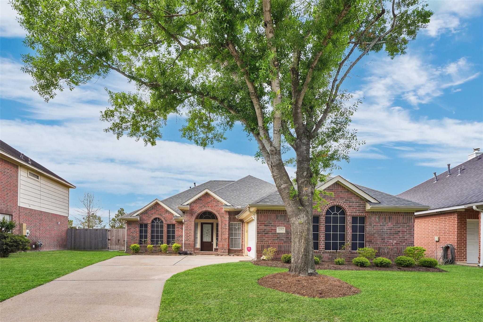 21307 Riverside Ridge Lane Katy, TX 77449 - Photo 2 of 44 Extra long driveway