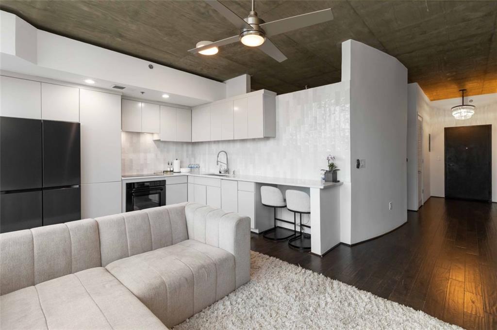 3324 Peachtree Road Northeast, Unit 815 Atlanta, GA 30326 - Photo 1 of 43