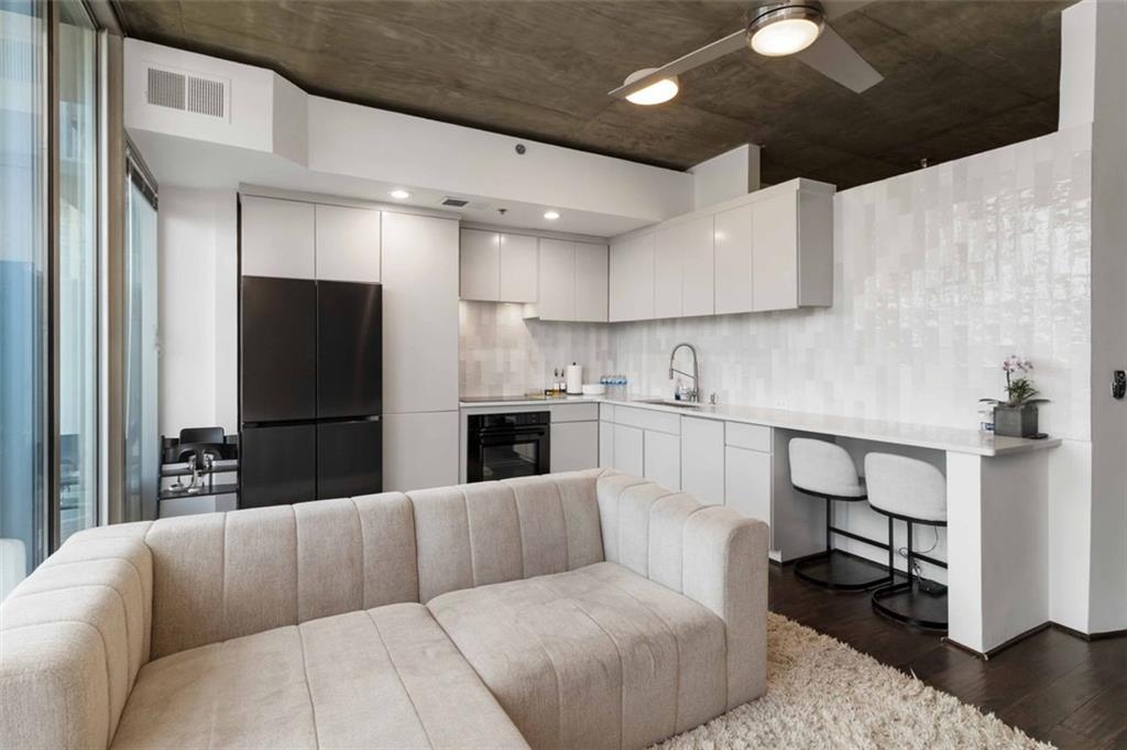 3324 Peachtree Road Northeast, Unit 815 Atlanta, GA 30326 - Photo 11 of 43