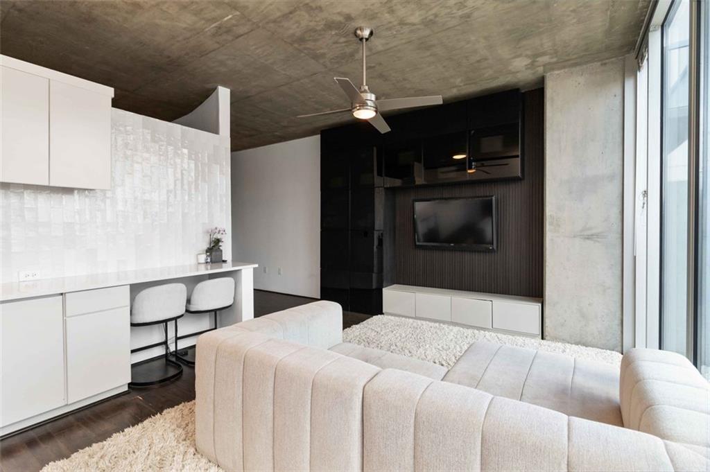 3324 Peachtree Road Northeast, Unit 815 Atlanta, GA 30326 - Photo 13 of 43