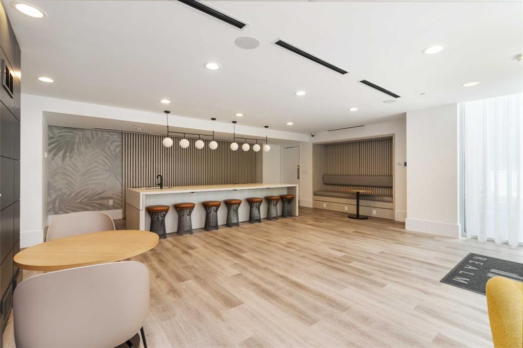 3324 Peachtree Road Northeast, Unit 815 Atlanta, GA 30326 - Photo 33 of 43