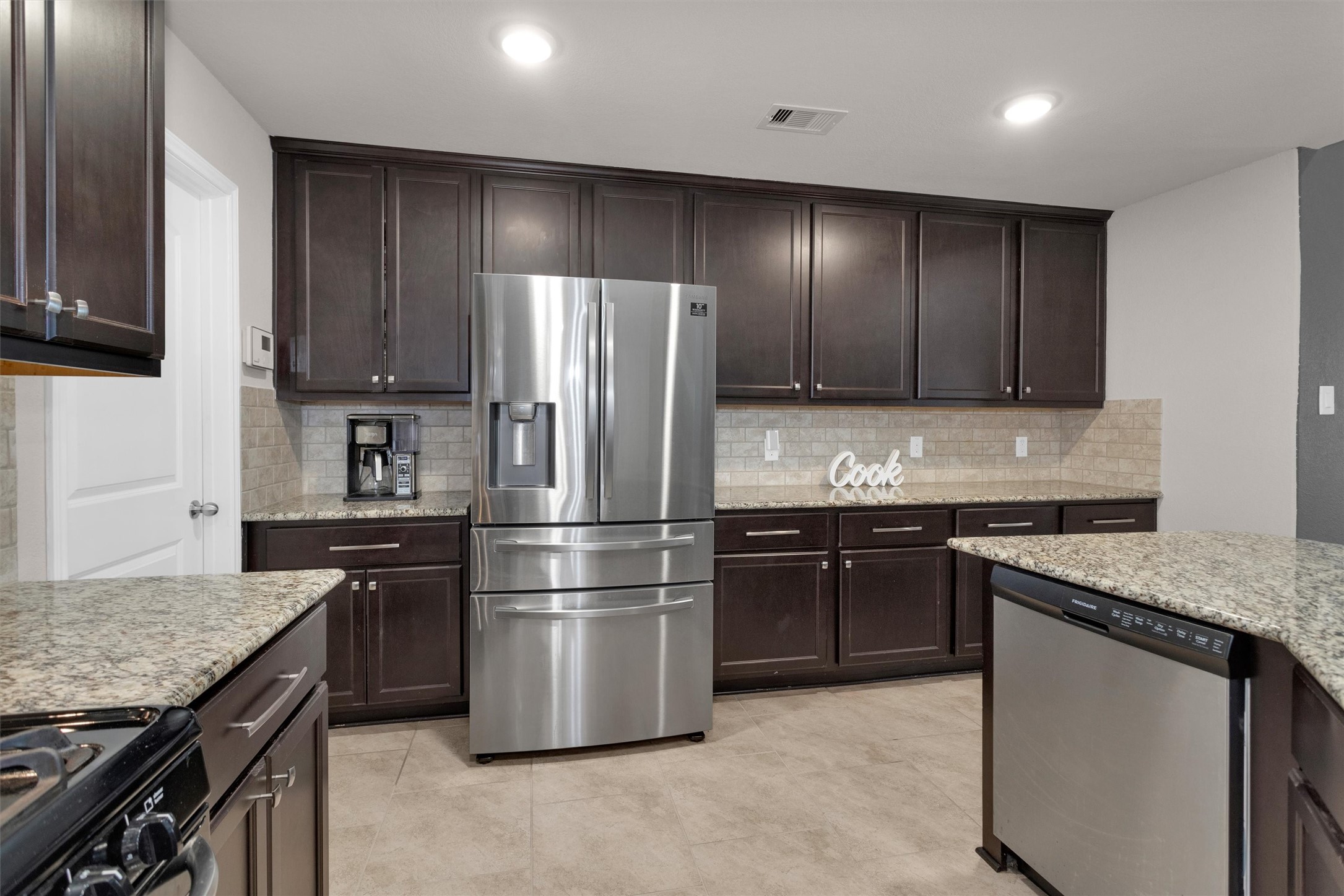 5206 Pointe Spring Crossing Spring, TX 77389 - Photo 13 of 50 Stainless steel appliances