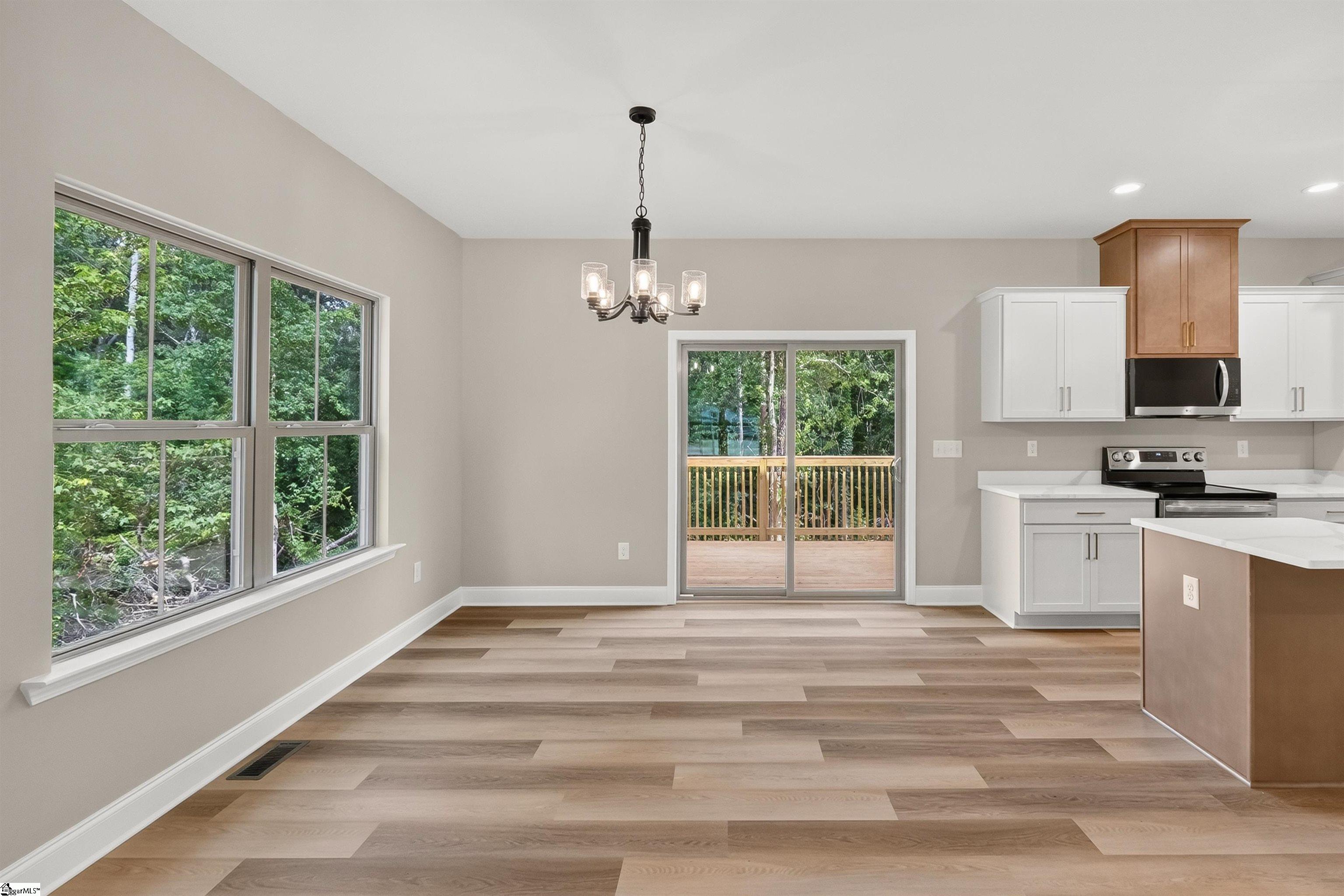 136 South Church Street Duncan, SC 29334 - Photo 4 of 29