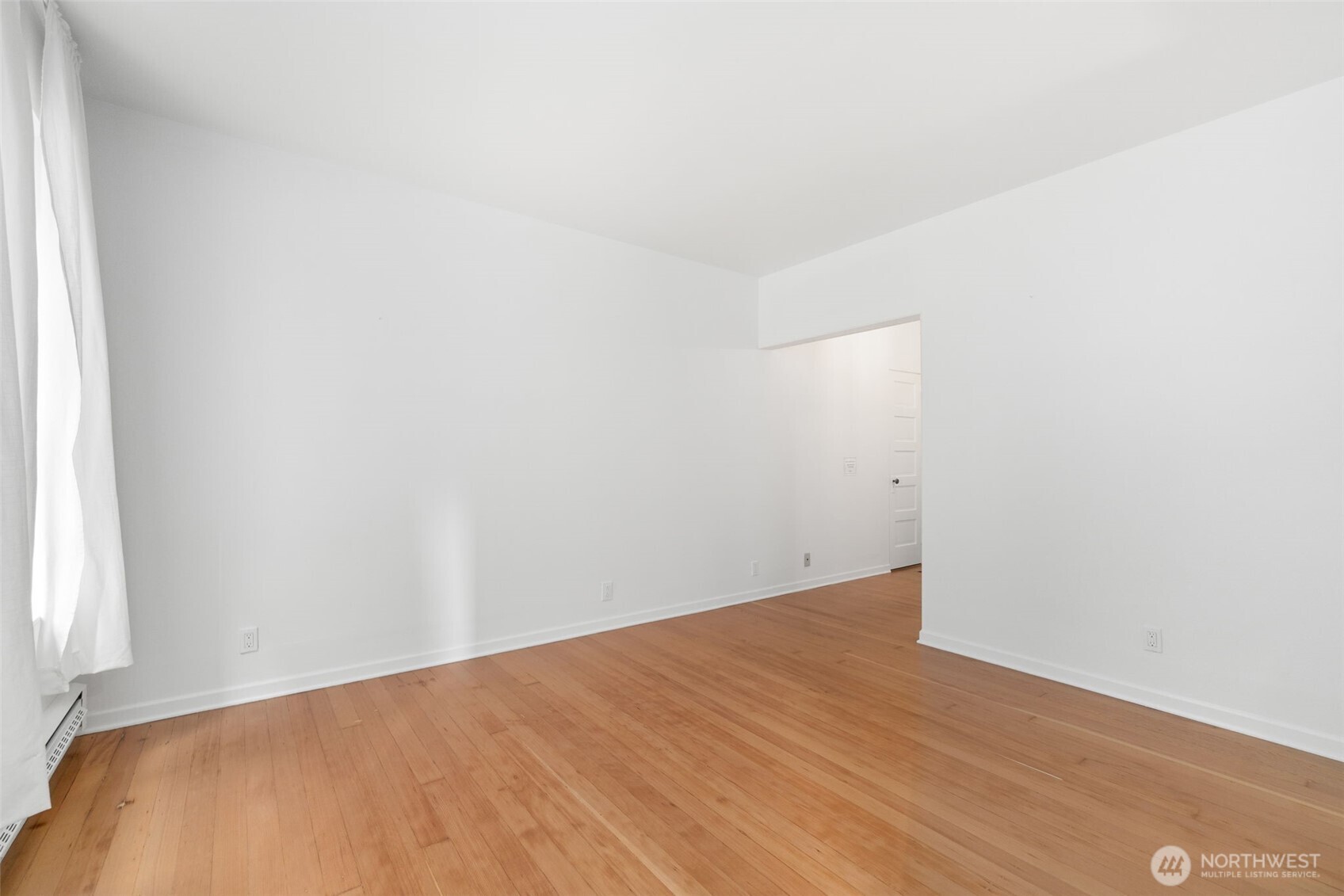 7 Harrison Street, Unit 26 Seattle, WA 98109 - Photo 21 of 30