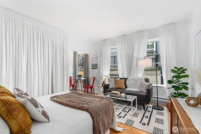 $174,500 | 7 Harrison Street, Unit 26, Seattle, WA 98109