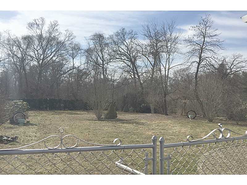 341 West Shore Road Warwick, RI 02889 - Photo 6 of 12 Yard/Garden.